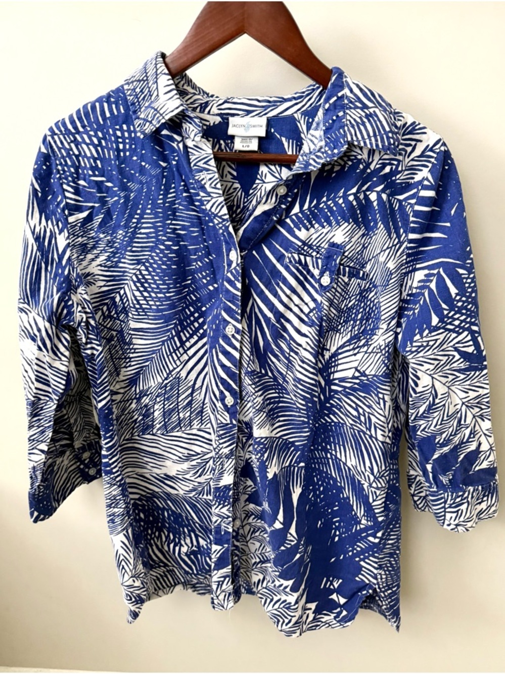NWOT Casual Blue & White Tropical Print Shirt Size L/G